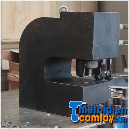 máy đột lỗ thủy lực ch-80